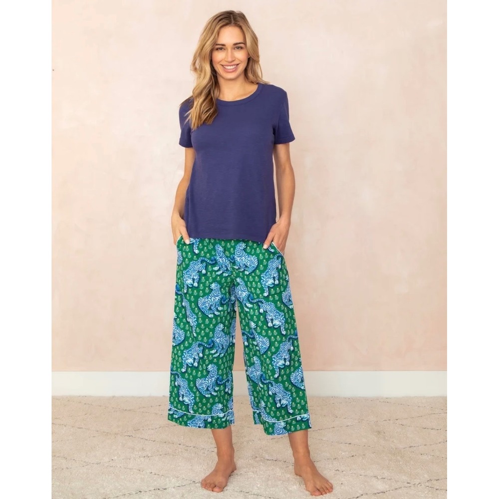 Printfresh Pajama Pants in Tiger Queen Green Print Cropped Lounge Cotton Medium